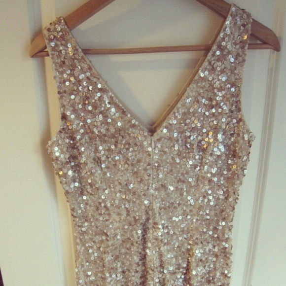 Pissaro Nights - Gold Dress