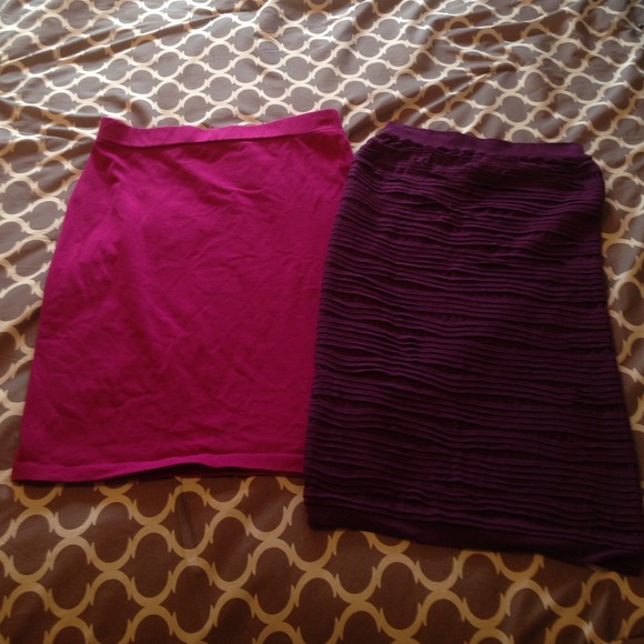 Bundle of 2 skirts