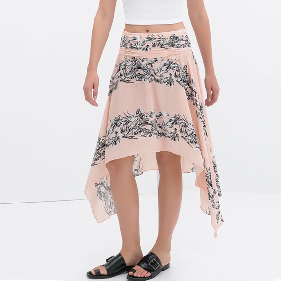 🎉HOST PICK🎉Zara skirt - Picture 2 of 4