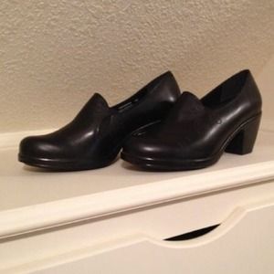 Dansko Black Shoes - BRAND NEW!