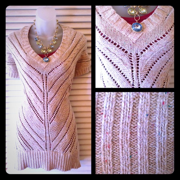 🚫SOLD🚫 Maurices Tan w/Confetti Sprinkles Sweater - Picture 1 of 4