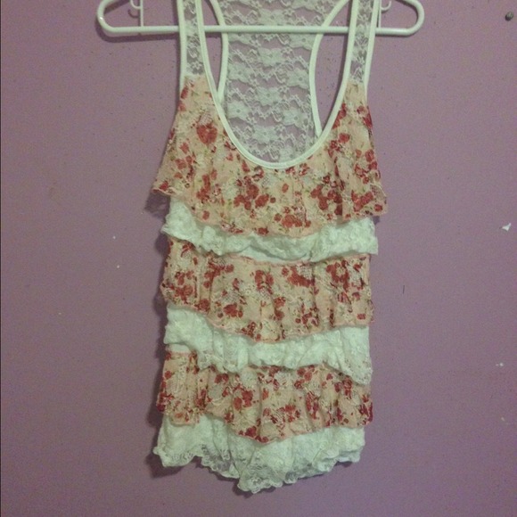 Floral lace ruffle top