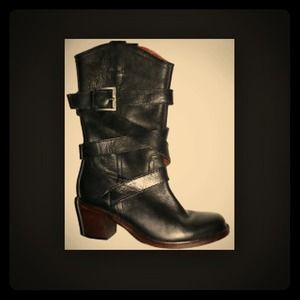 Steve Madden Leather Jeriko Boots