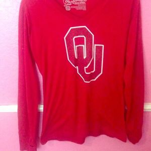 OU long sleeve shirt with thumbholes