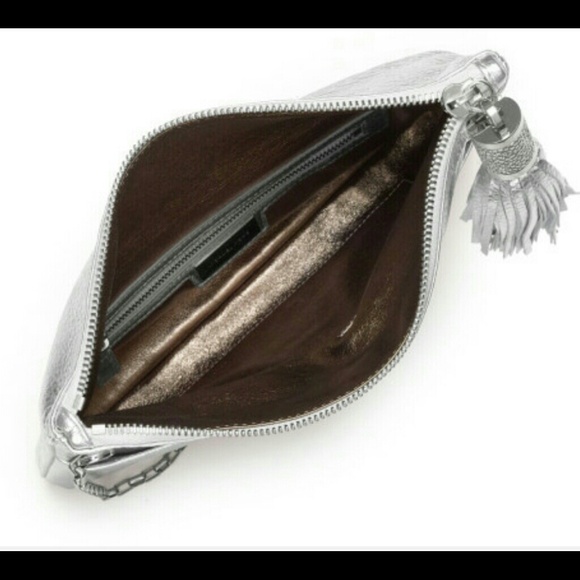 Michael Kors foldover silver bag - Picture 4 of 4