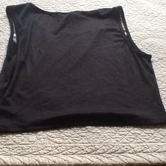 Junior Free Kisses crop top - Picture 2 of 4