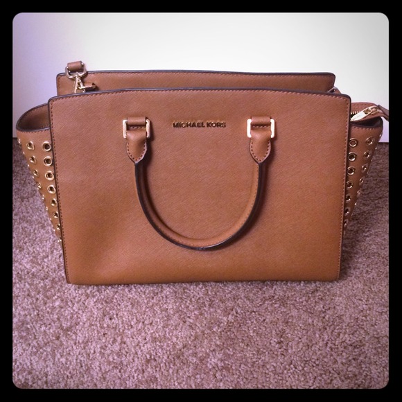 Micheal Kors luggage Selma holiday edition