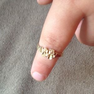 14 k gold ring