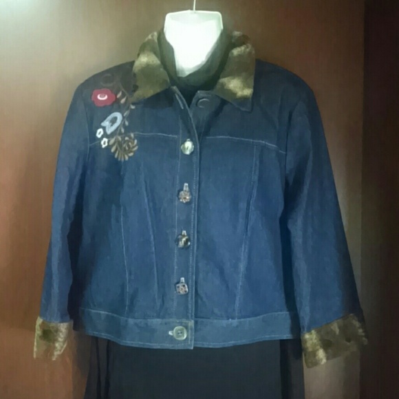 SOLD. NEW LISTING. NWOT EMBROIDERED DENIM