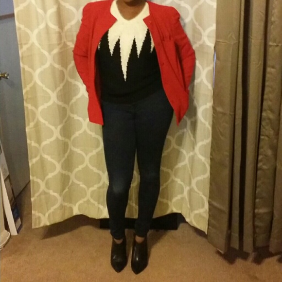 Blazer *SOLD* - Picture 3 of 3
