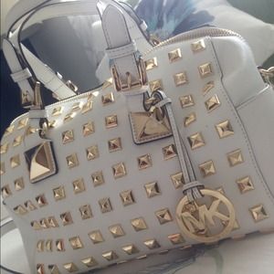Miachel Kors Grayson Studded Sarchel 🎉🎉