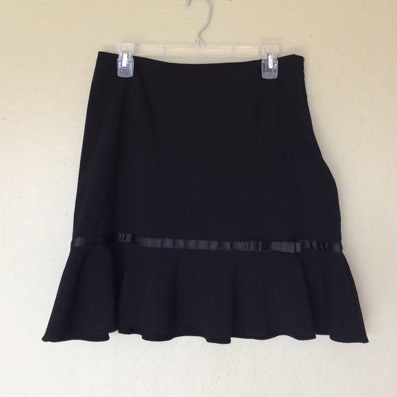 Black skirt