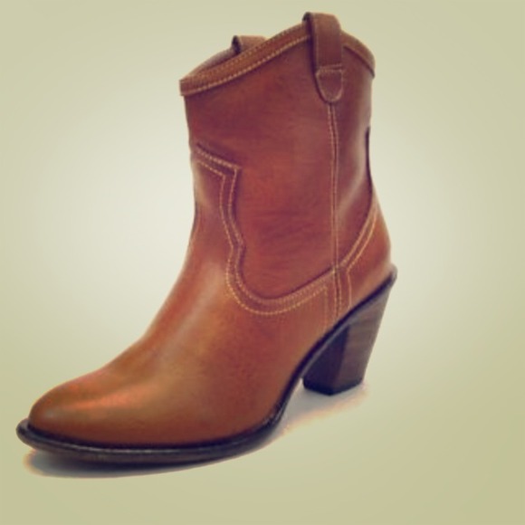 For Lohop95: Blaise Cowboy Boots