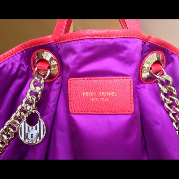 🔴SOLD🔴Henri Bendel Jetsetter Shopper - Picture 2 of 4