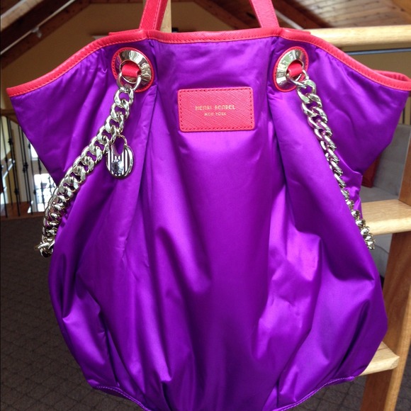 🔴SOLD🔴Henri Bendel Jetsetter Shopper - Picture 4 of 4