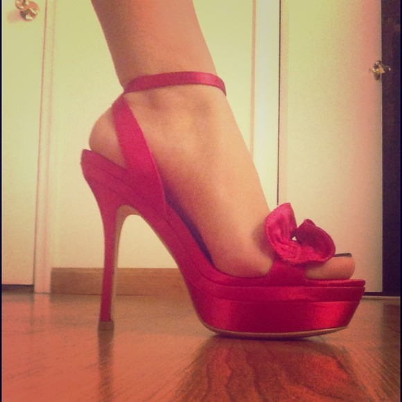 bebe sandals