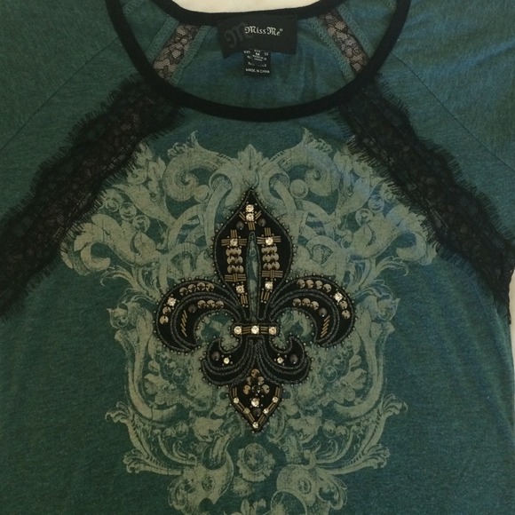 BKE and Miss Me tshirt bundle - Picture 2 of 4