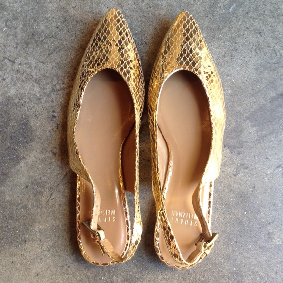SOLD- Stuart Weitzman Gold Pointed Toe Flats