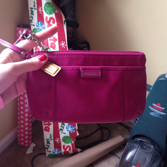 AUTHENTIC COACH WRISTLETS