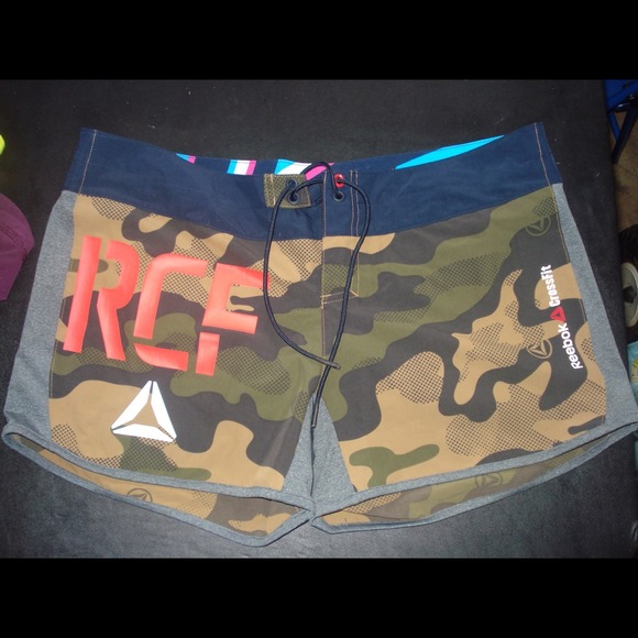 Reebok Crossfit strength board short - camo