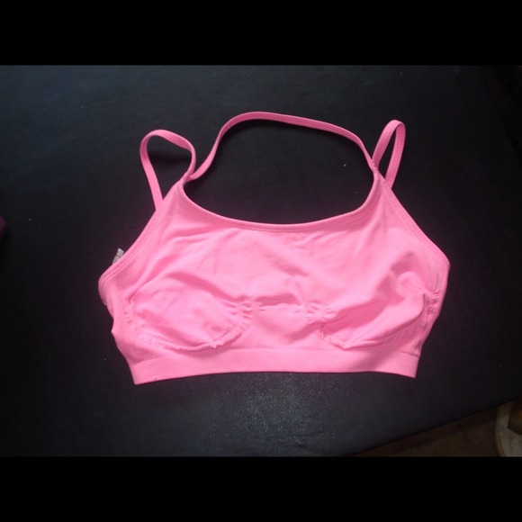 Fabletics "Sevan" sports bra