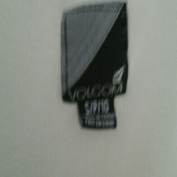 Volcom tank top! - Picture 2 of 3