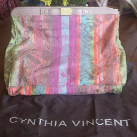 Cynthia Vincent banker hang bag
