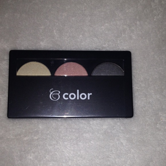 Beauticontrol Eye shadow Make Up Trio.new n sealed