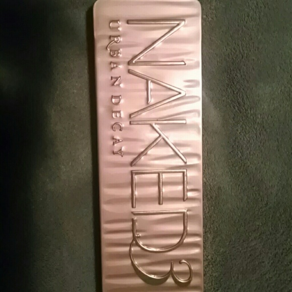 Urban decay naked 3 palette