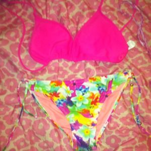 Bikini 👙👙👙👙