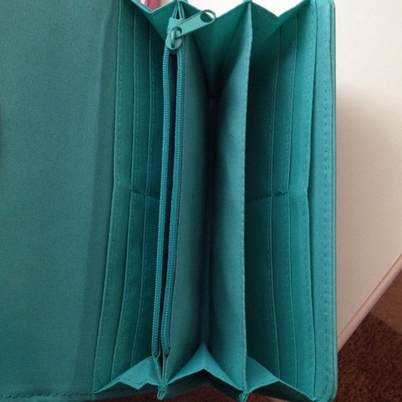 Wallet - Picture 2 of 2