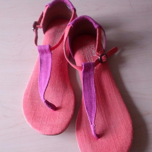 Toms Playa sandals