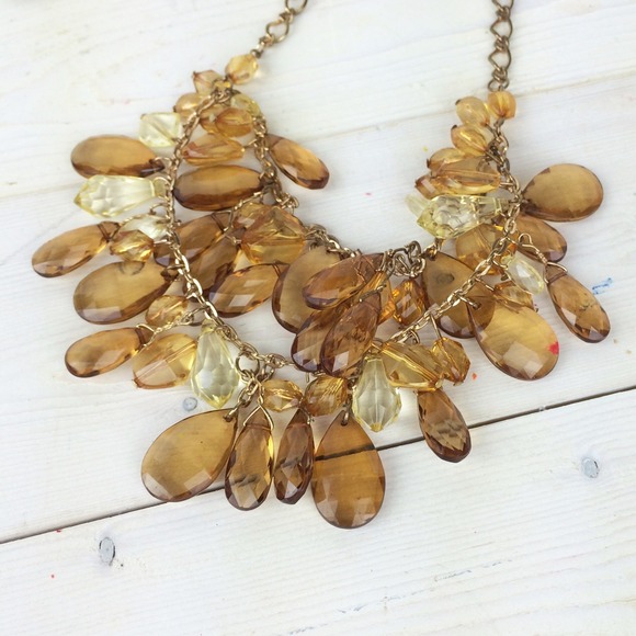 Jewelry - Amber Jeweled Statement Necklace & Earrings Jewelry - Amber Jeweled Statement Necklace & Earrings