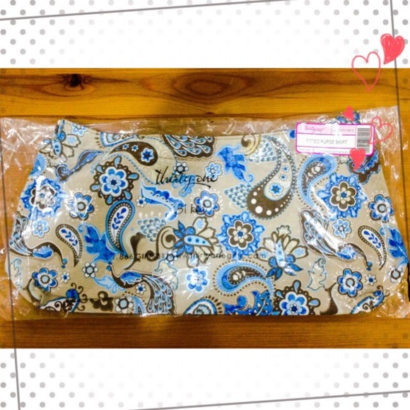 ThirtyOne Classic Fitted Purse Skirt Only