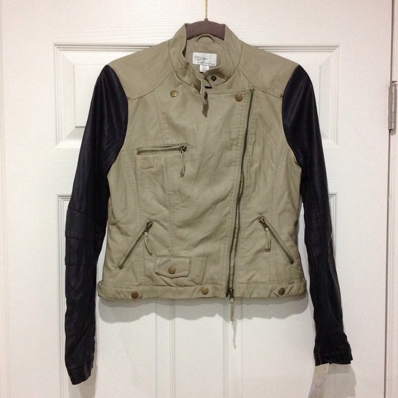 🎉HP Vegan Moto Jacket - Picture 2 of 3