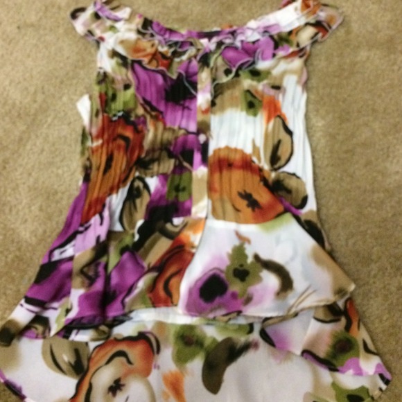 Sunny Leigh flower blouse