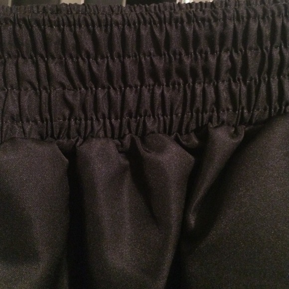 American Apparel black skirt - Picture 3 of 3