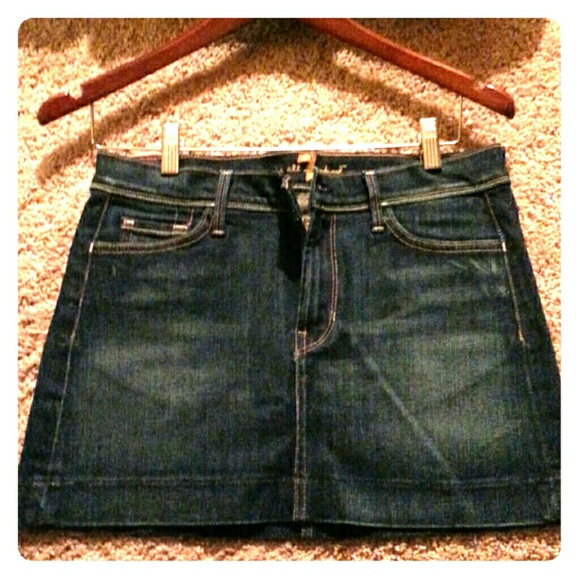 Worn once. Beautiful mini denim skirt.