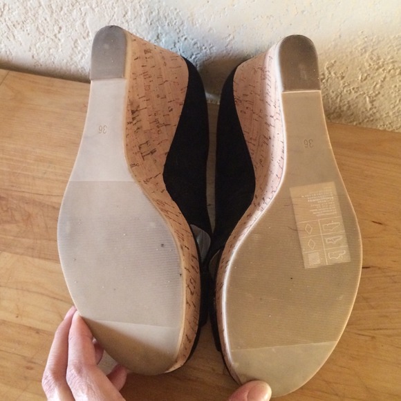 Black H&M wedges - Picture 3 of 4
