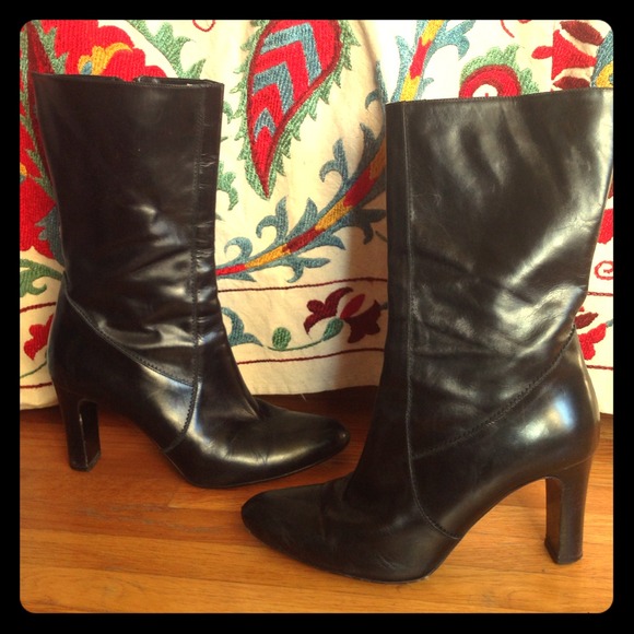 Cole Haan black Italian boots 9 - Picture 1 of 4