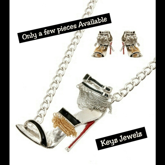 Necklace Set