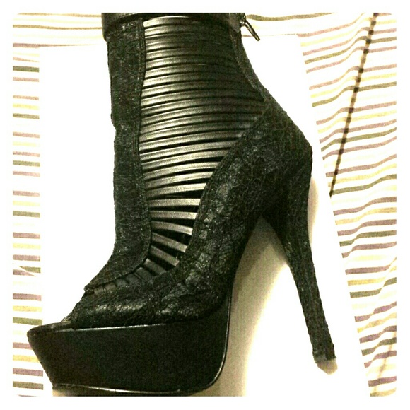Peep toe lace/ leather booties