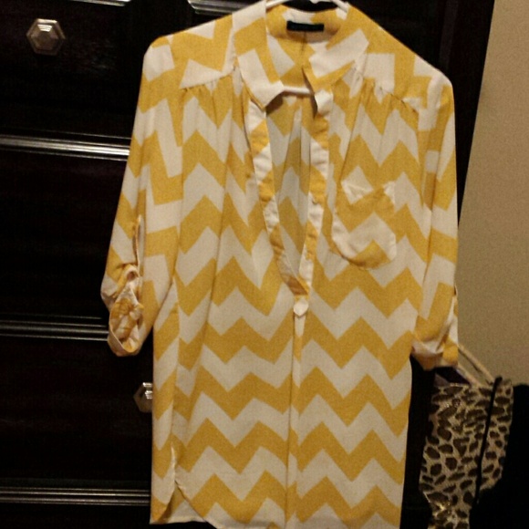 Adorable/trendy chevron tunic top!