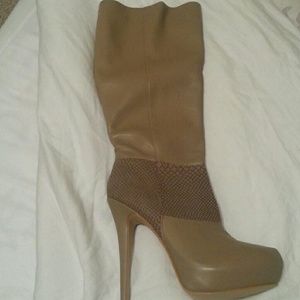 Taupe boots