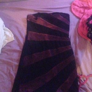 pock and black striped strapless stress