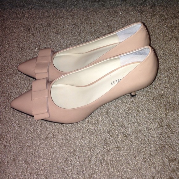 Nine West Shoes - Nine West bow pumps Nine West Shoes - Nine West bow pumps