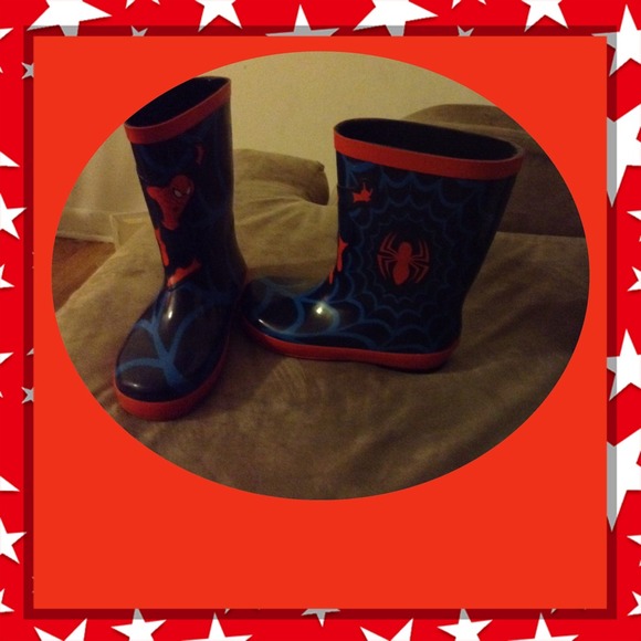 Boys rain boots price drop today only