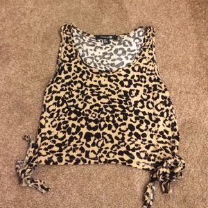 Leopard crop top