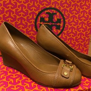 TORY BURCH NATALYA MID WEDGE