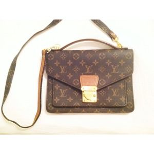 Louis Vuitton cross body!